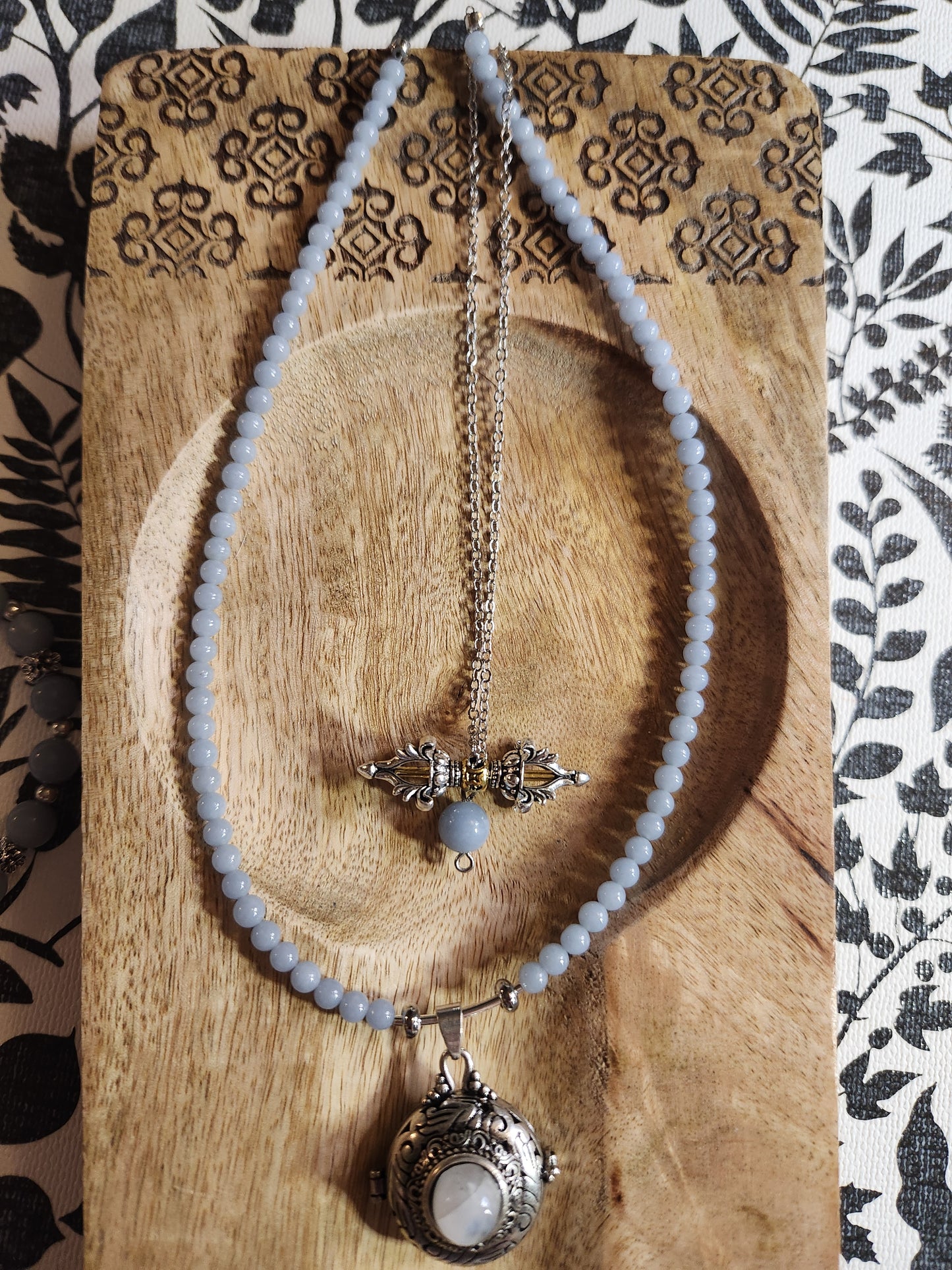 Inspired by Bridgerton Necklace and Bracelet set
