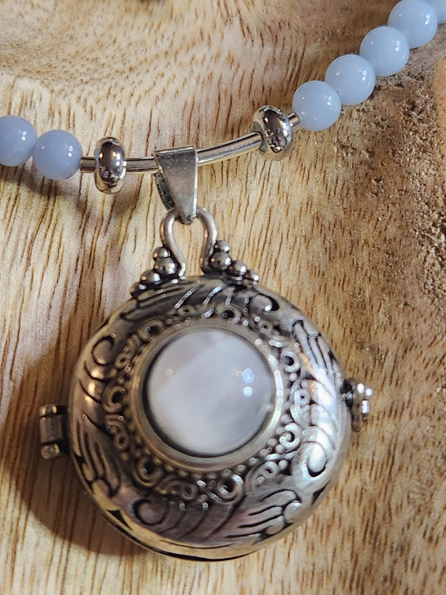 Inspired by Bridgerton Necklace and Bracelet set