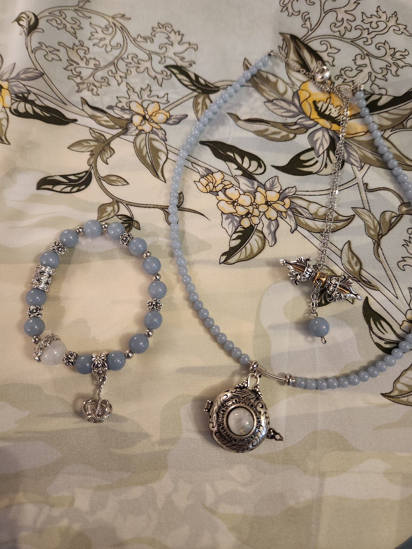 Inspired by Bridgerton Necklace and Bracelet set