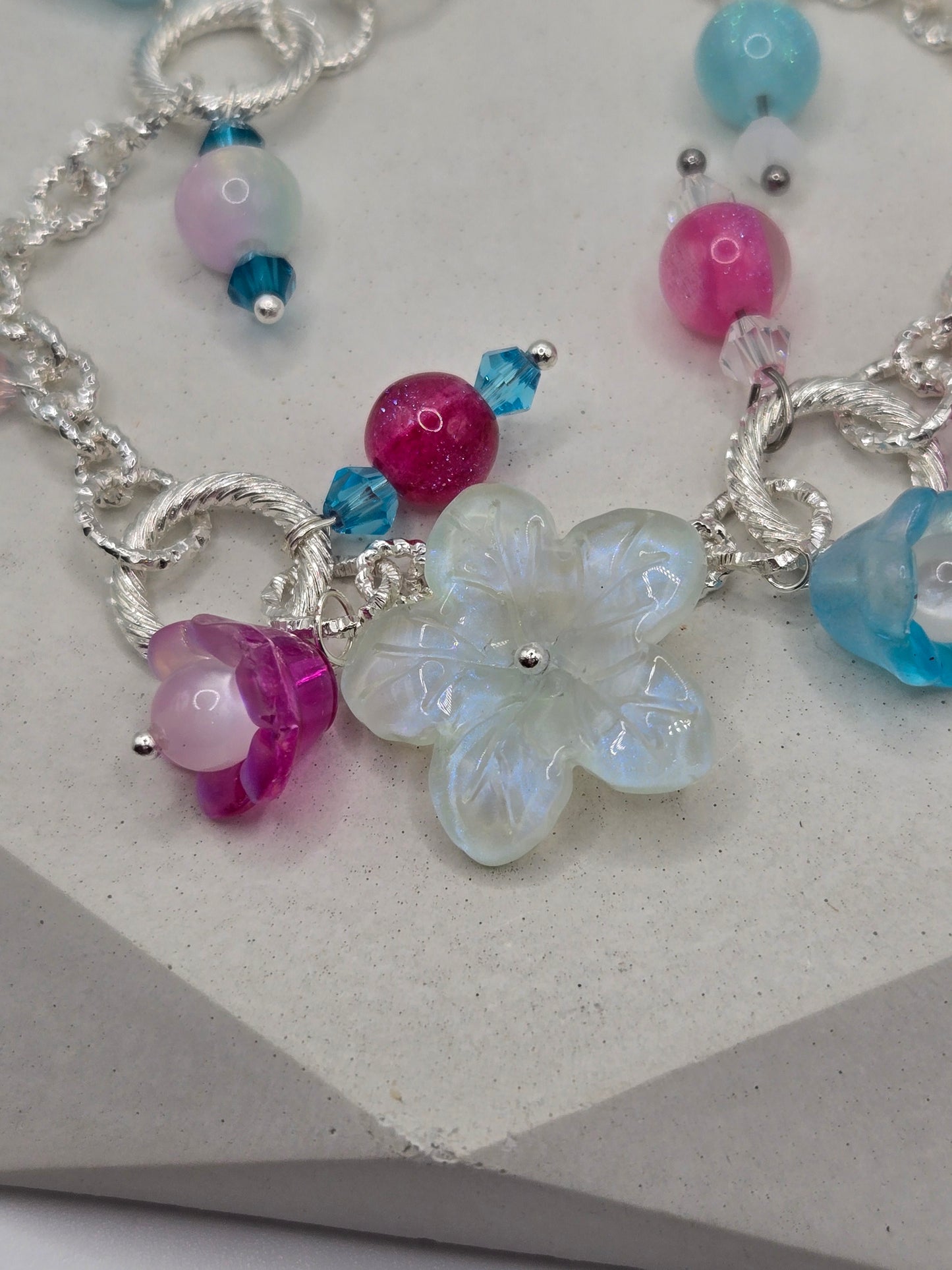 Fun Glass Dangle Flower Bracelet with Silver-Tone Chain