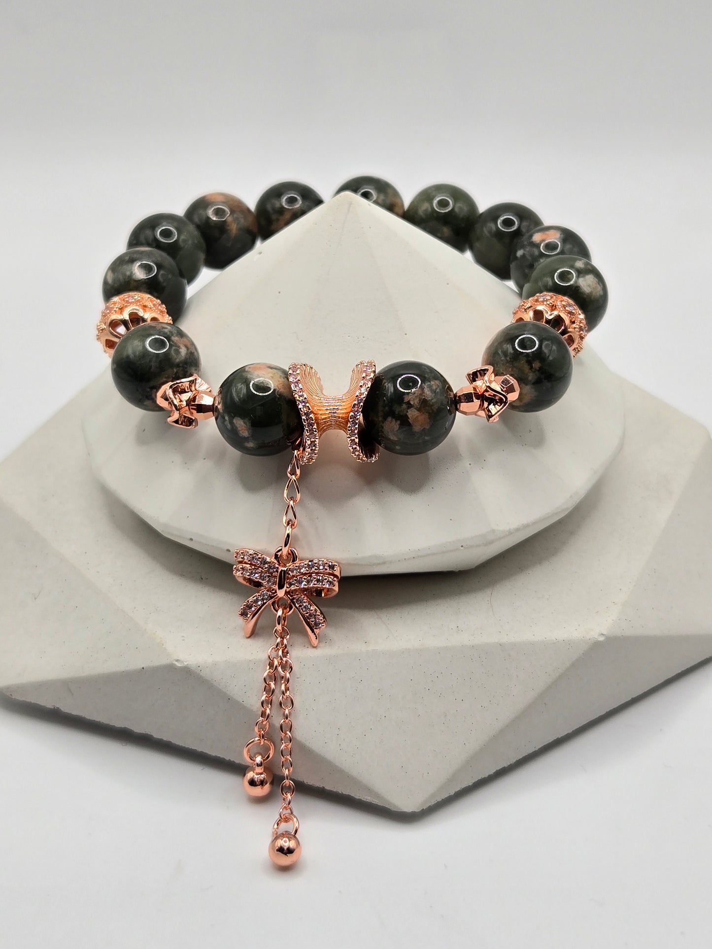 Green Sakura Flower Agate Bracelet