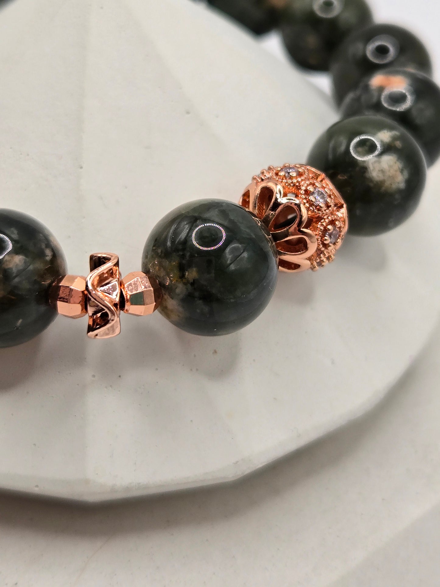 Green Sakura Flower Agate Bracelet