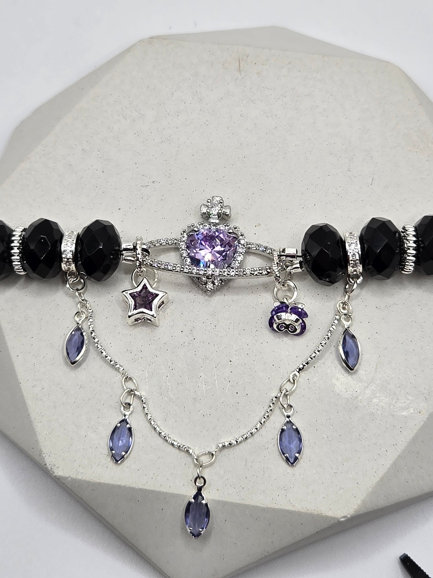 Faceted Black Onyx Celestial Heart Bracelet – Mystical Elegance & Sparkling Charm