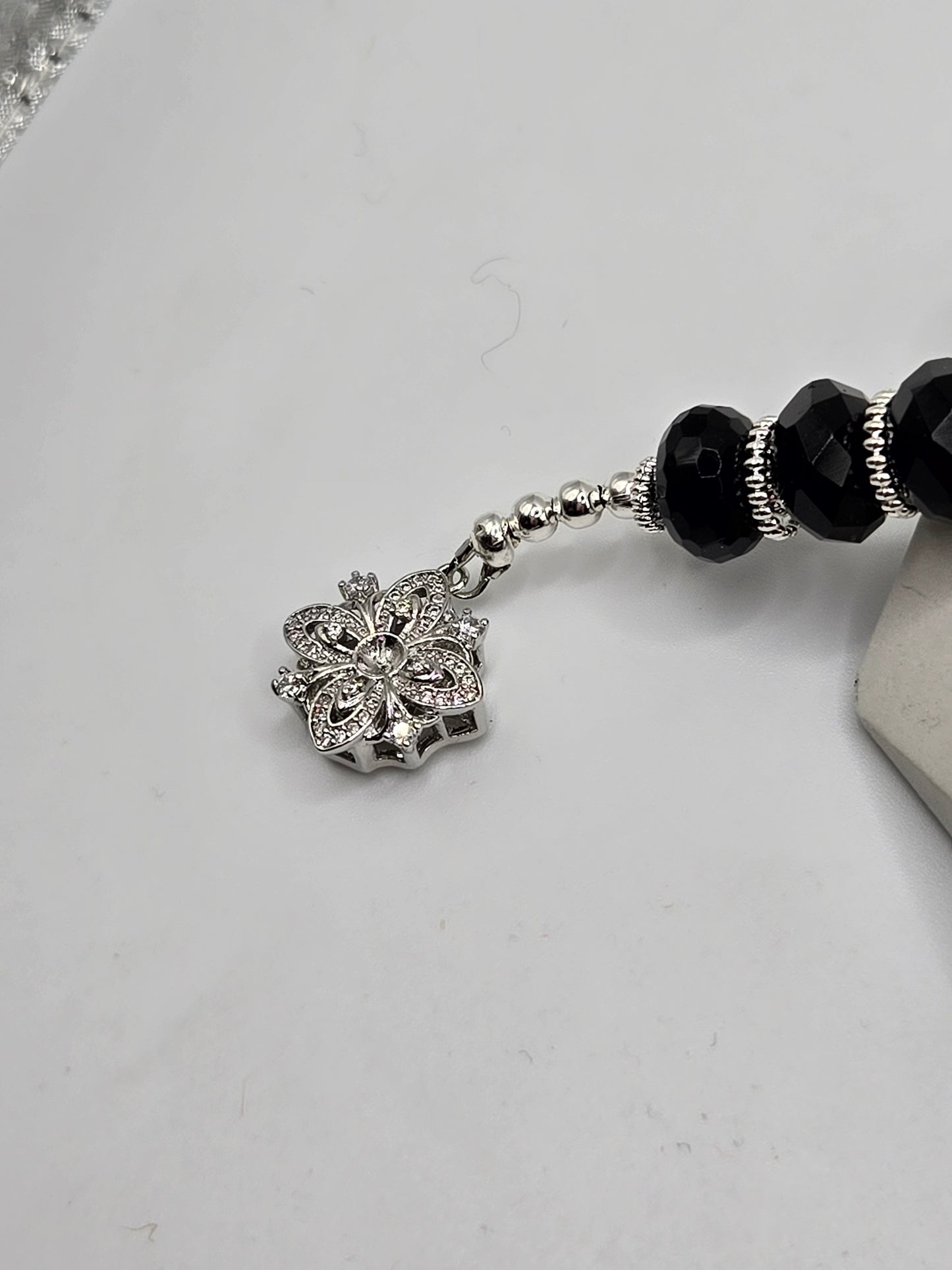 Faceted Black Onyx Celestial Heart Bracelet – Mystical Elegance & Sparkling Charm