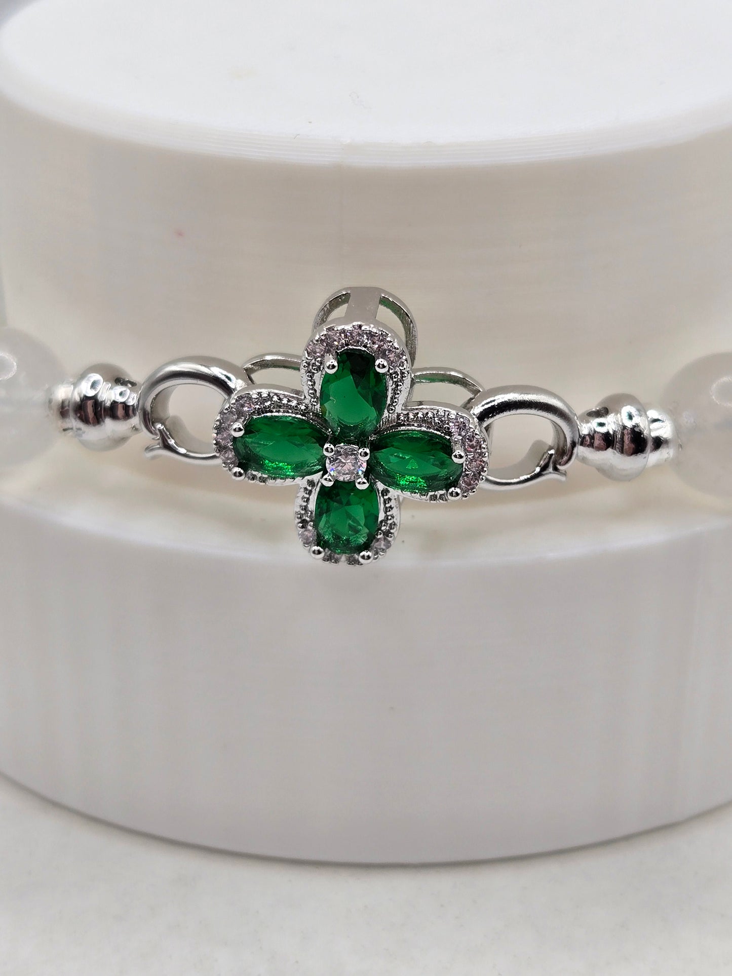 Moonstone Bracelet with Green Clover Clasp – Elegant & Mystical Charm