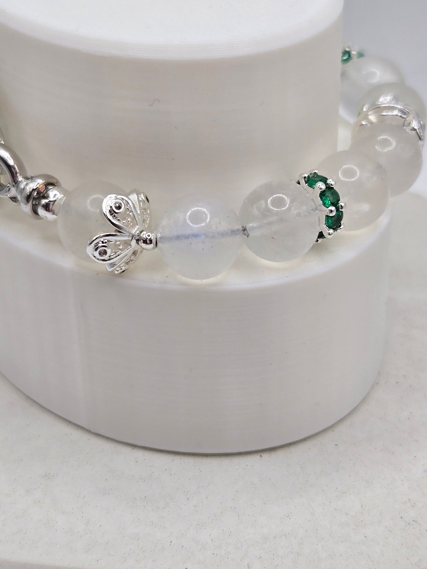 Moonstone Bracelet with Green Clover Clasp – Elegant & Mystical Charm