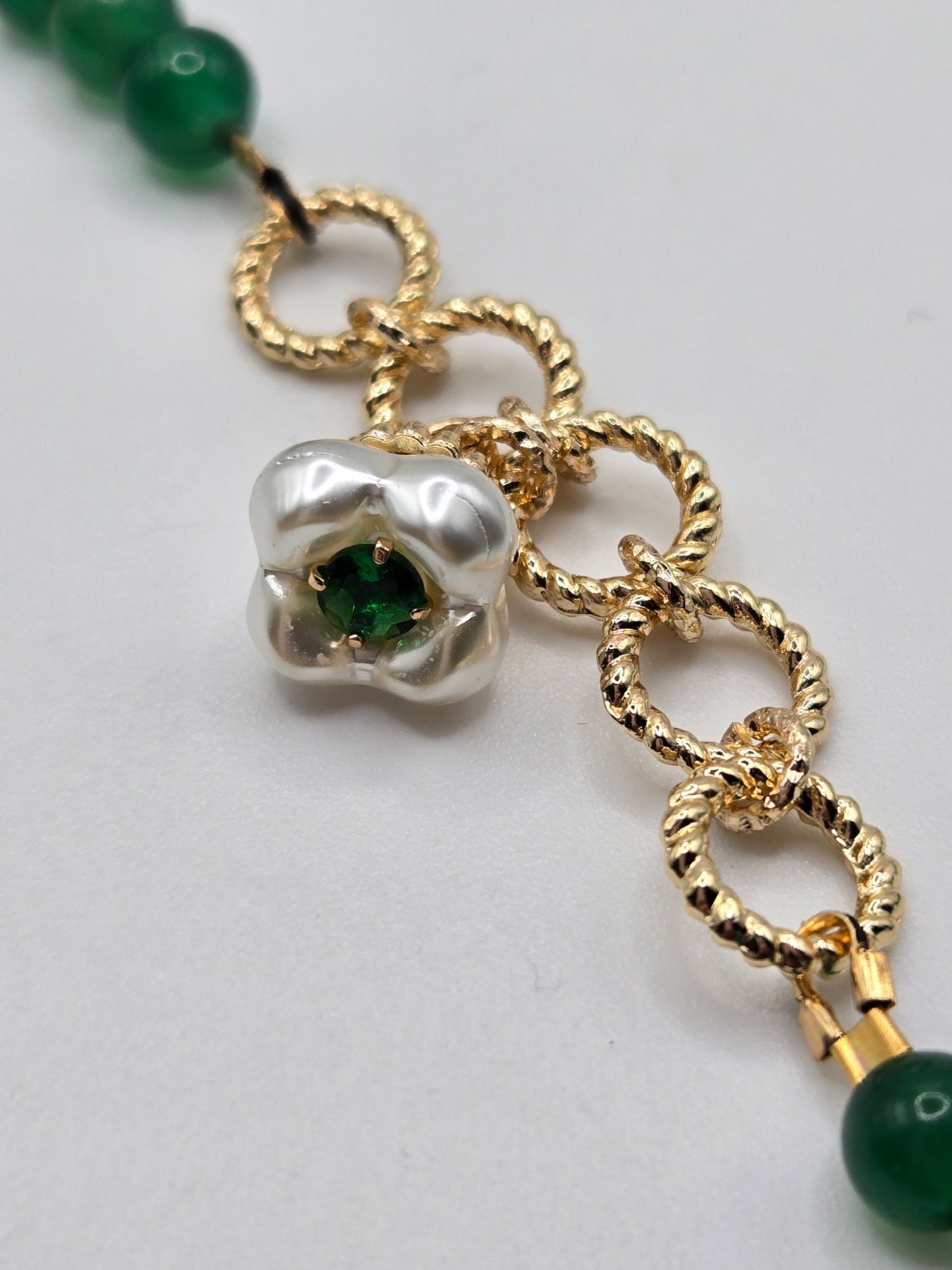 Green Agate & Pearl Necklace and Bracelet Set – Timeless Elegance & Feminine Charm