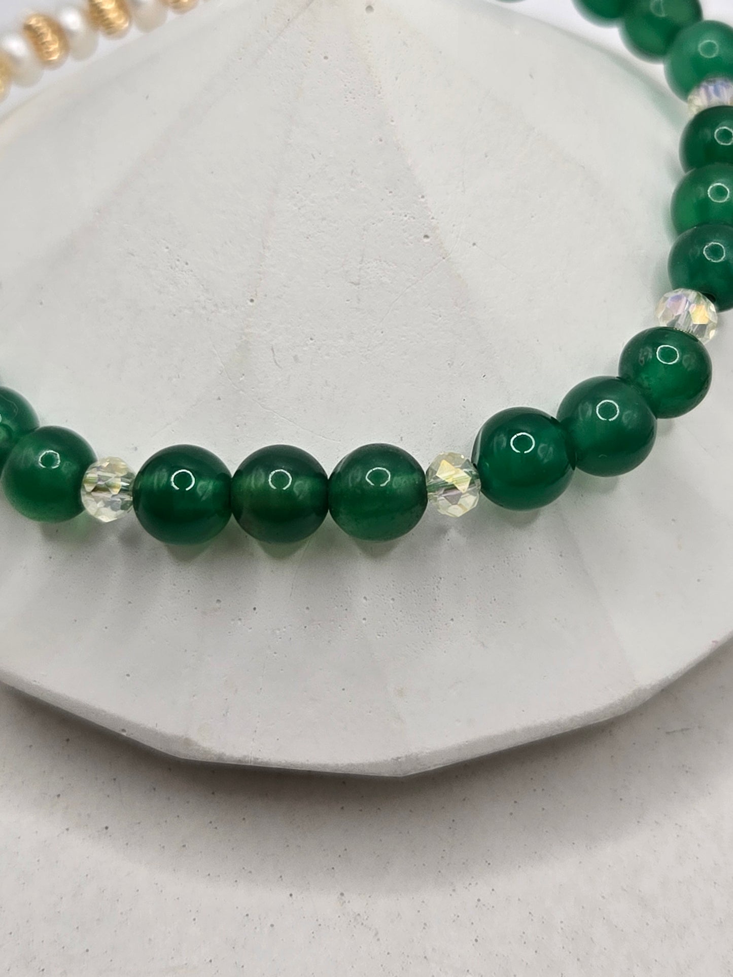 Green Agate & Pearl Necklace and Bracelet Set – Timeless Elegance & Feminine Charm