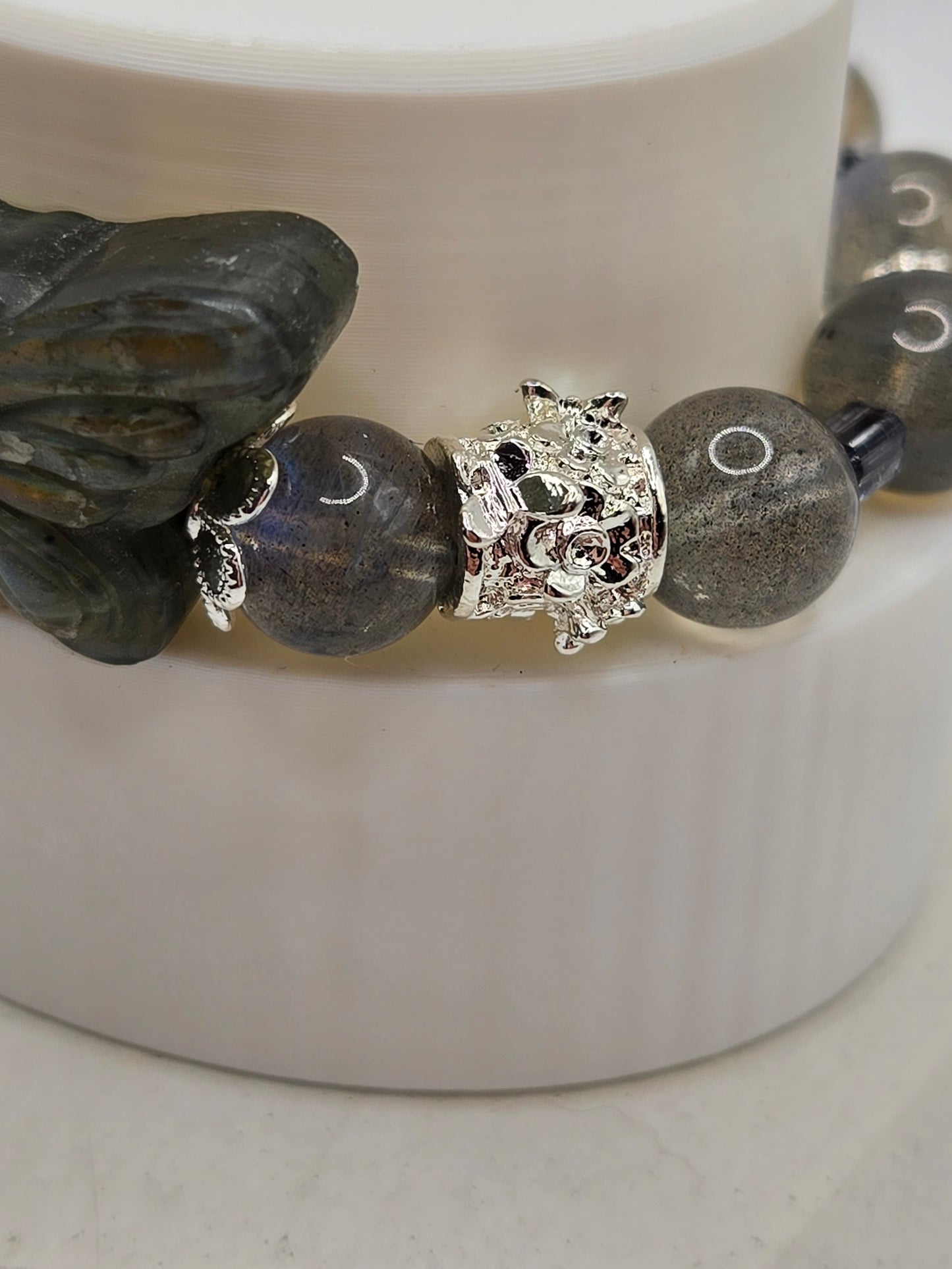 Labradorite Butterfly Bracelet – Mystical Glow & Transformation