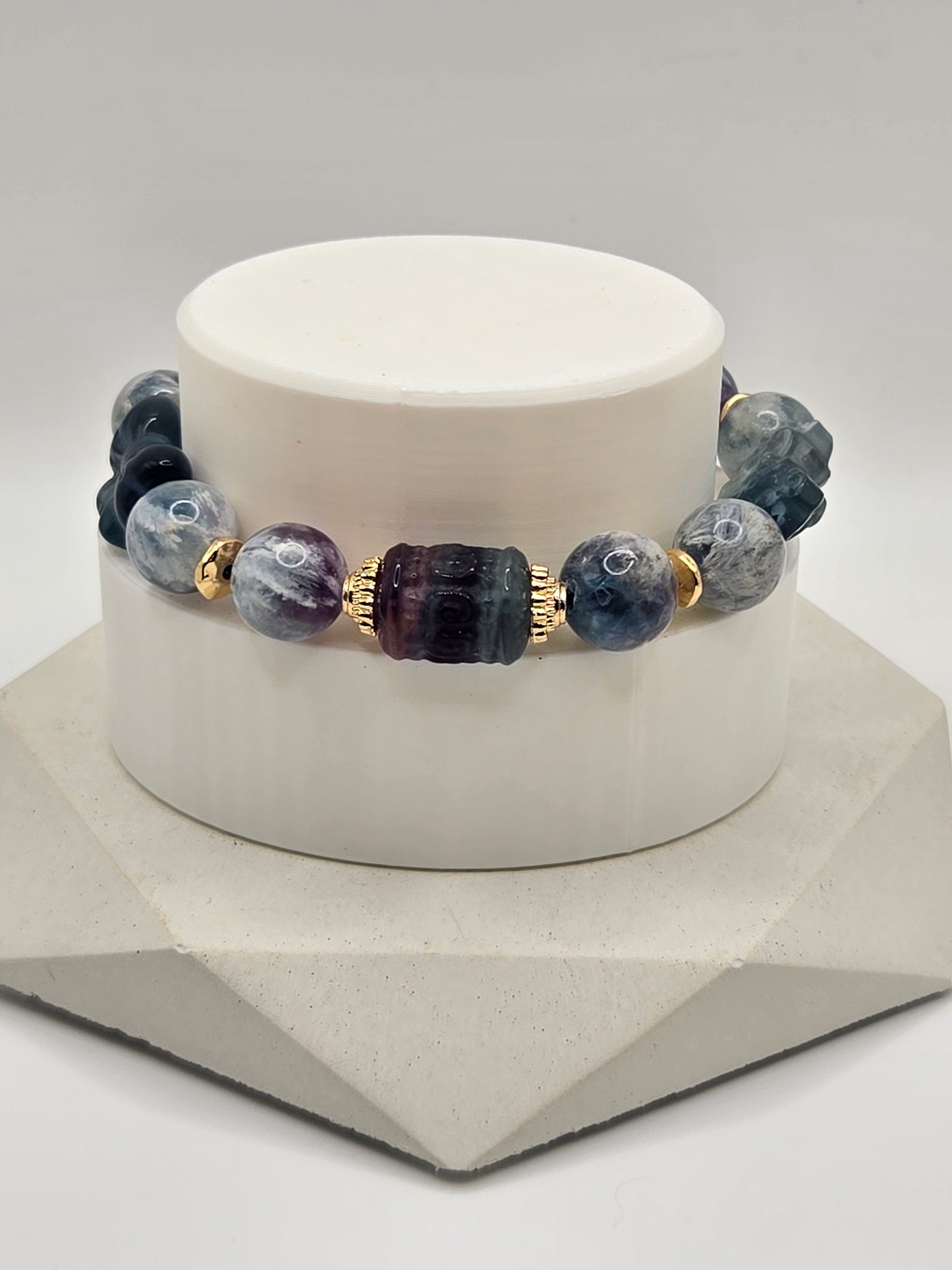 Feather Fluorite Bracelet with Fluorite Charms – Mystical Elegance & Natural Beauty