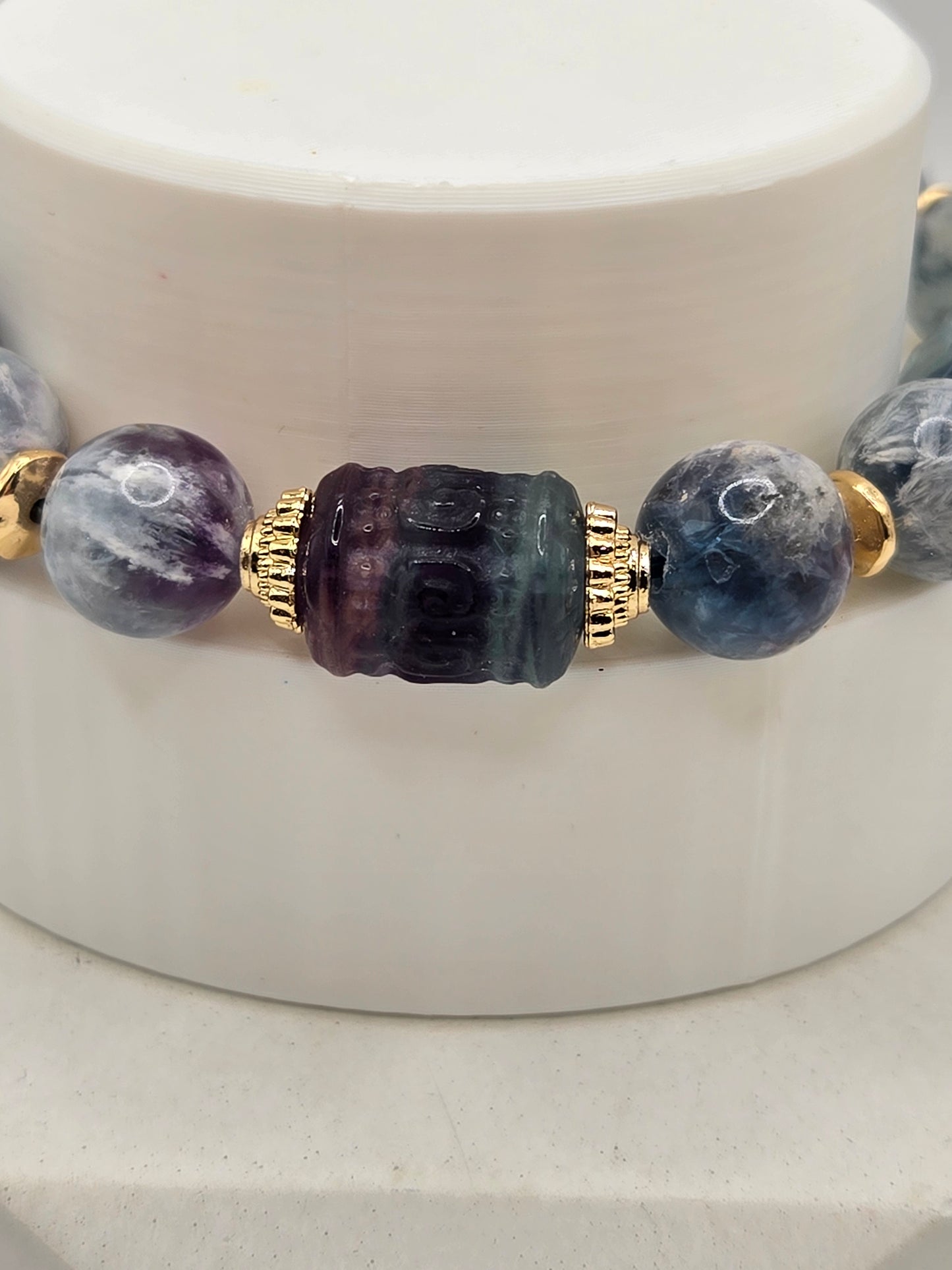Feather Fluorite Bracelet with Fluorite Charms – Mystical Elegance & Natural Beauty
