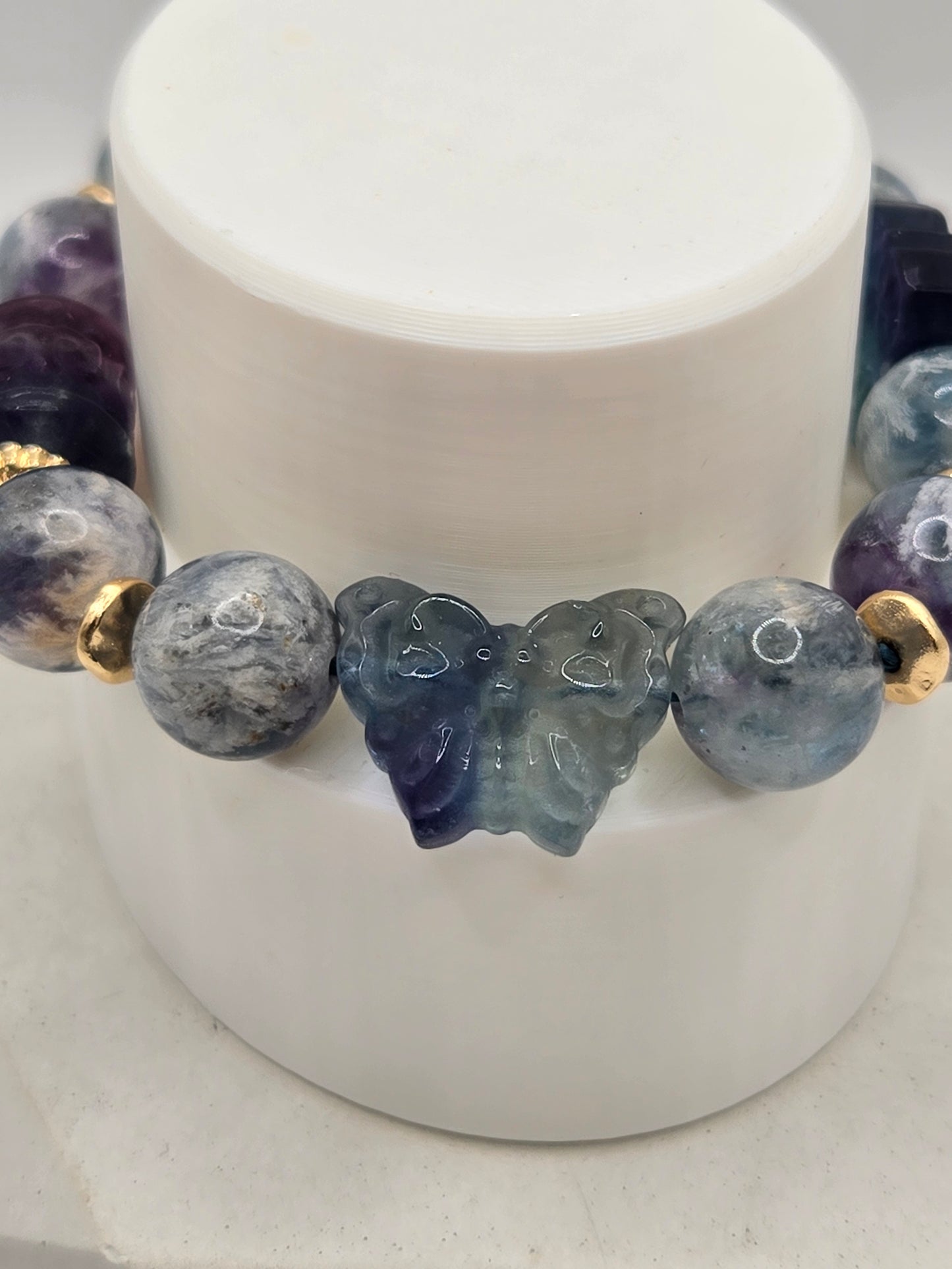 Feather Fluorite Bracelet with Fluorite Charms – Mystical Elegance & Natural Beauty