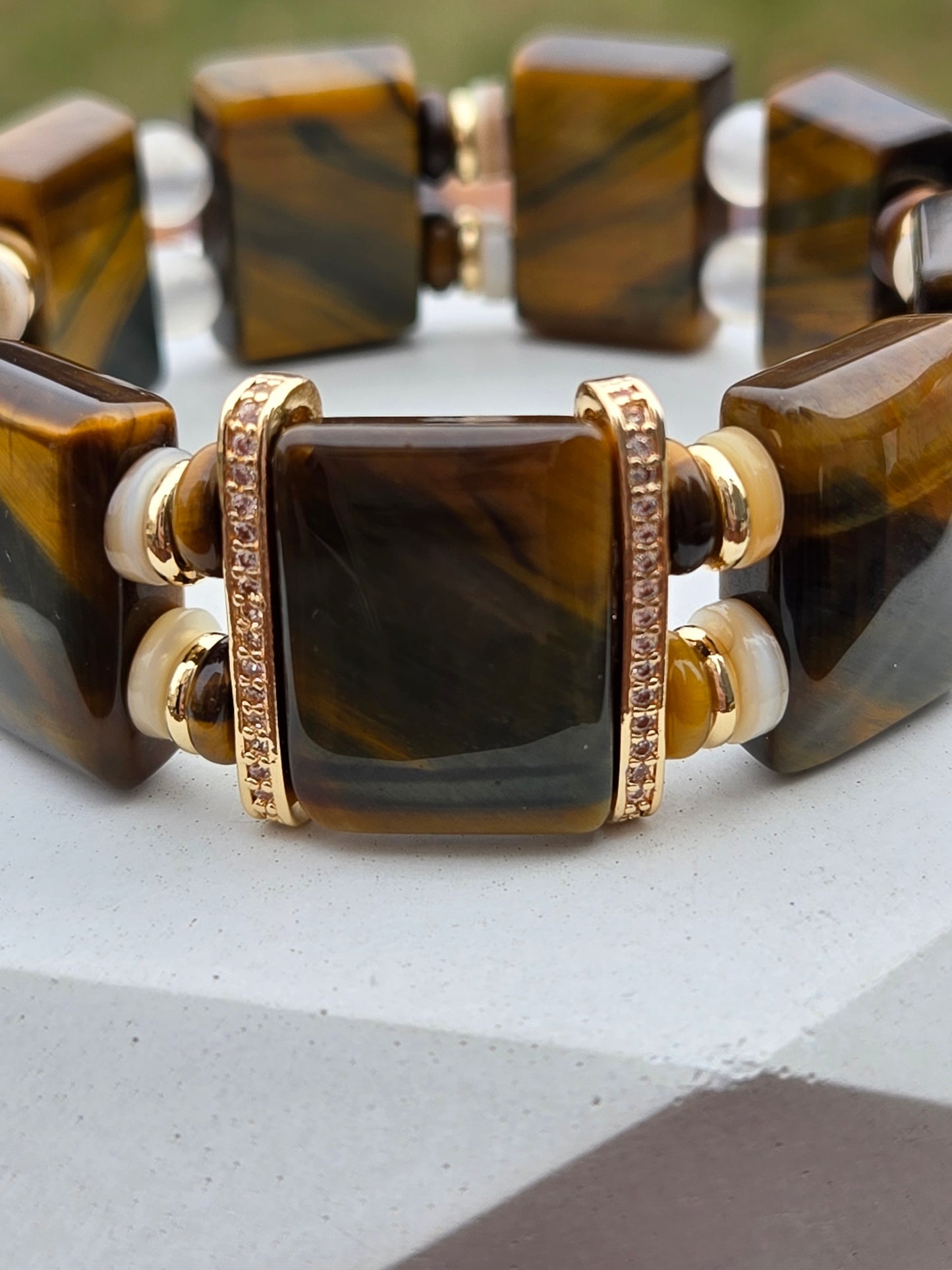 Tiger's Eye Necklace and Bracelet Set – Bold, Natural Elegance with a Touch of Gold