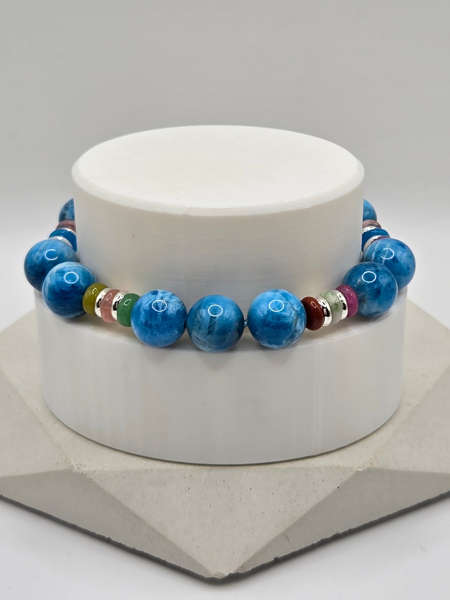 Blue apatite, Smelting Quartz and Mixed agate bracelet