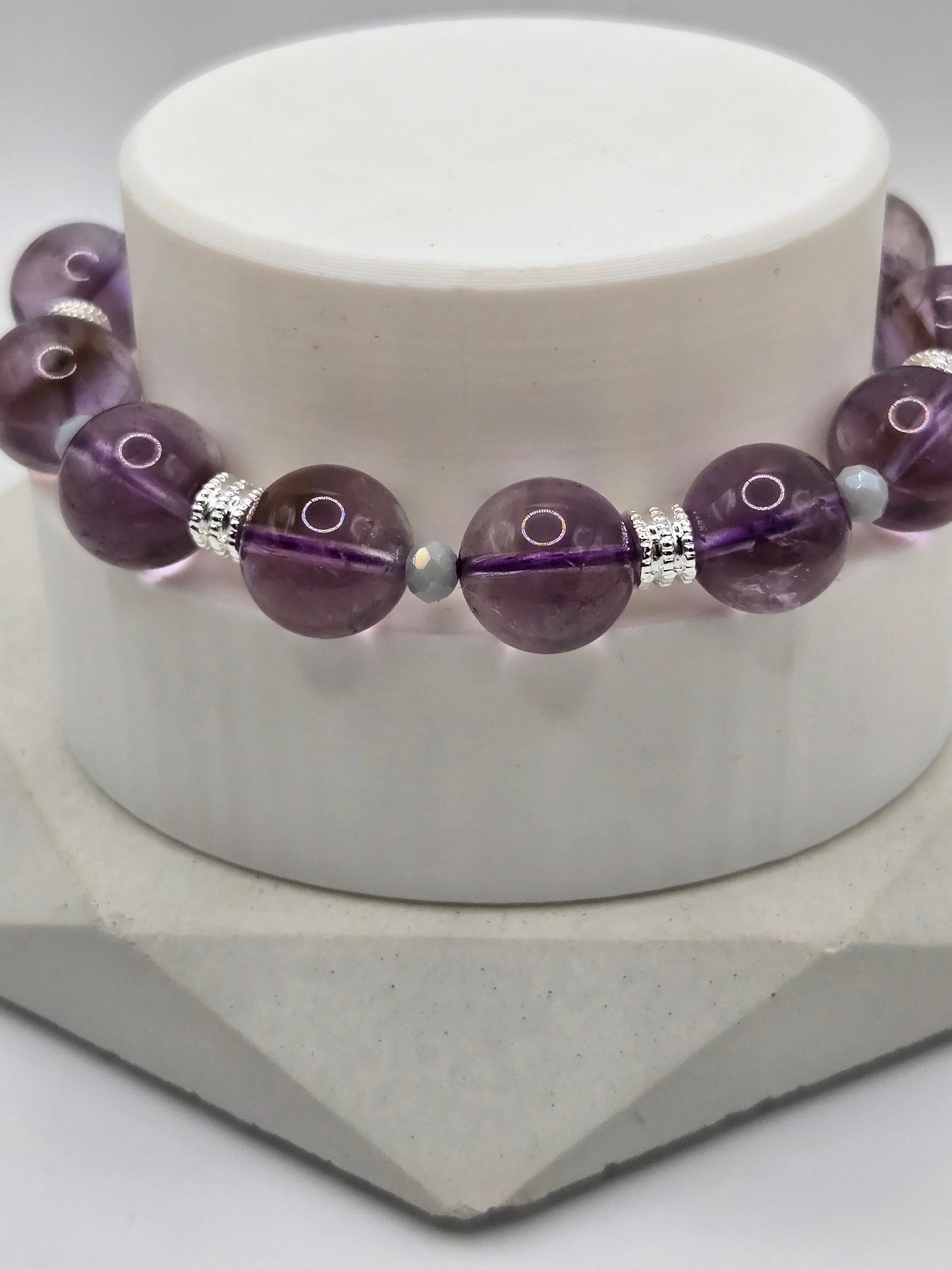 Garden Amethyst Bracelet with Daqi Bead