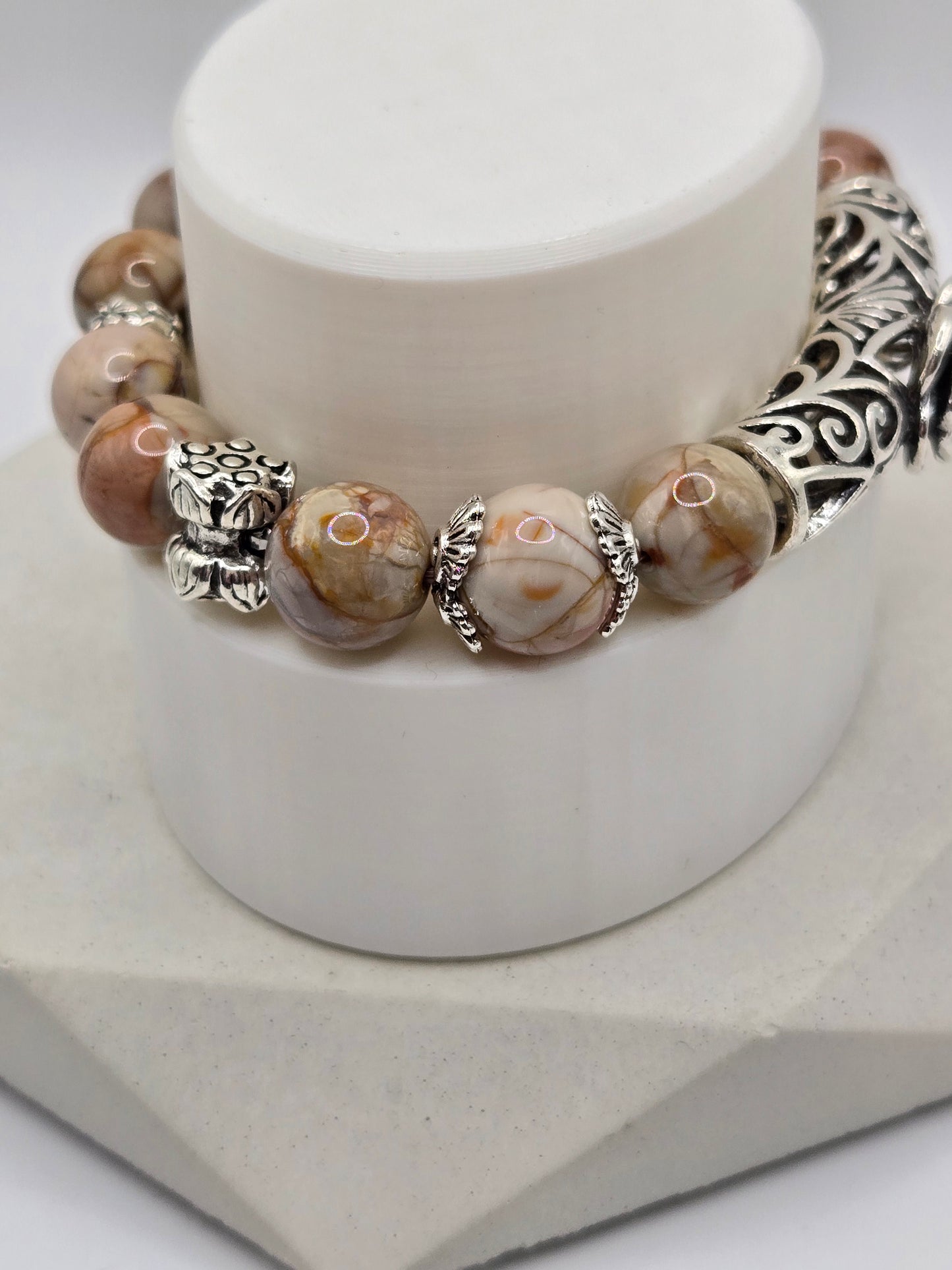 Crackle Alashan Bracelet