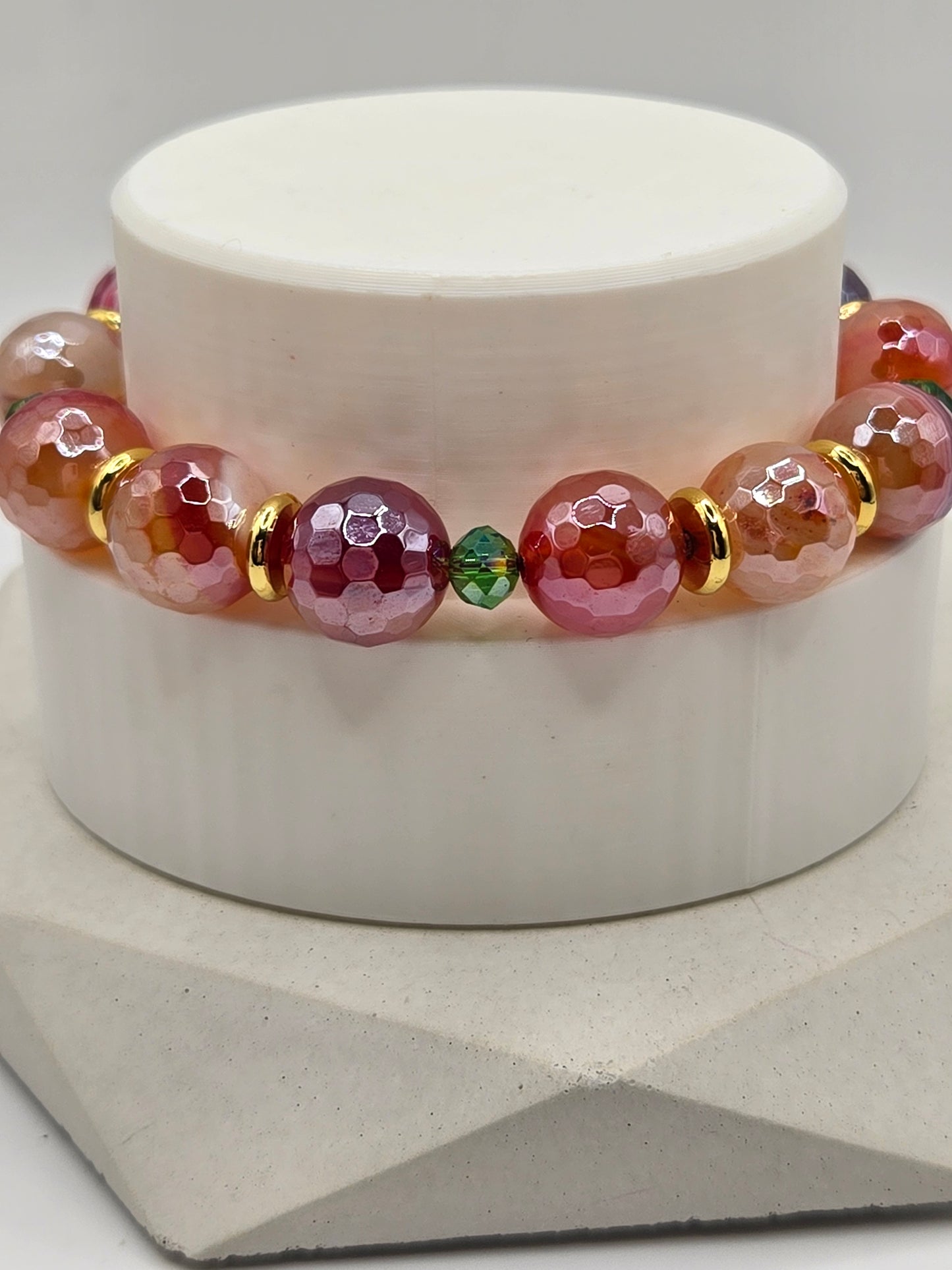 Electroplated Banded Agate and Daqi Bracelet