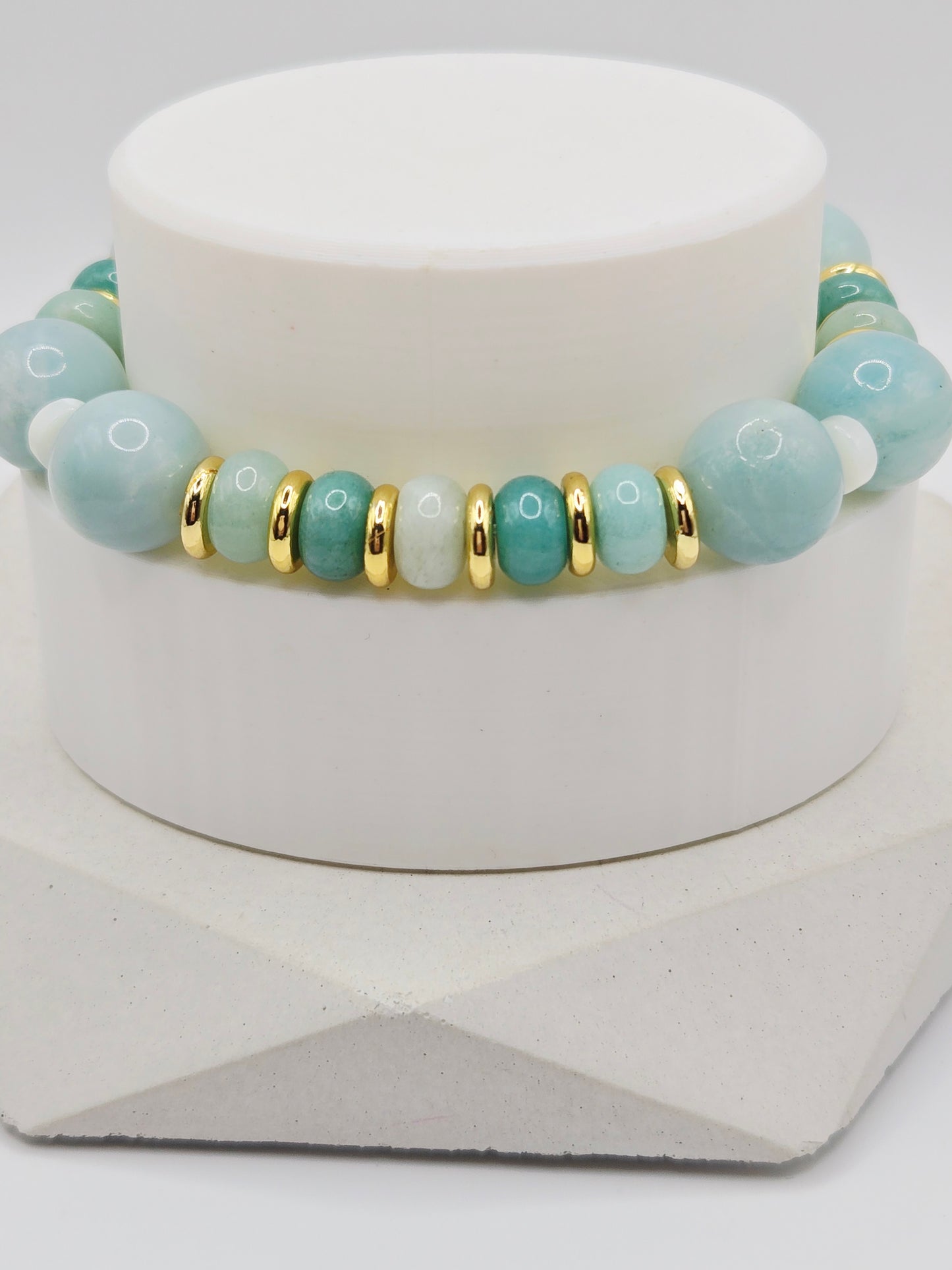 Caribbean Calcite Bracelet with Amazonite Disc Accents &amp; Daqi Barrel