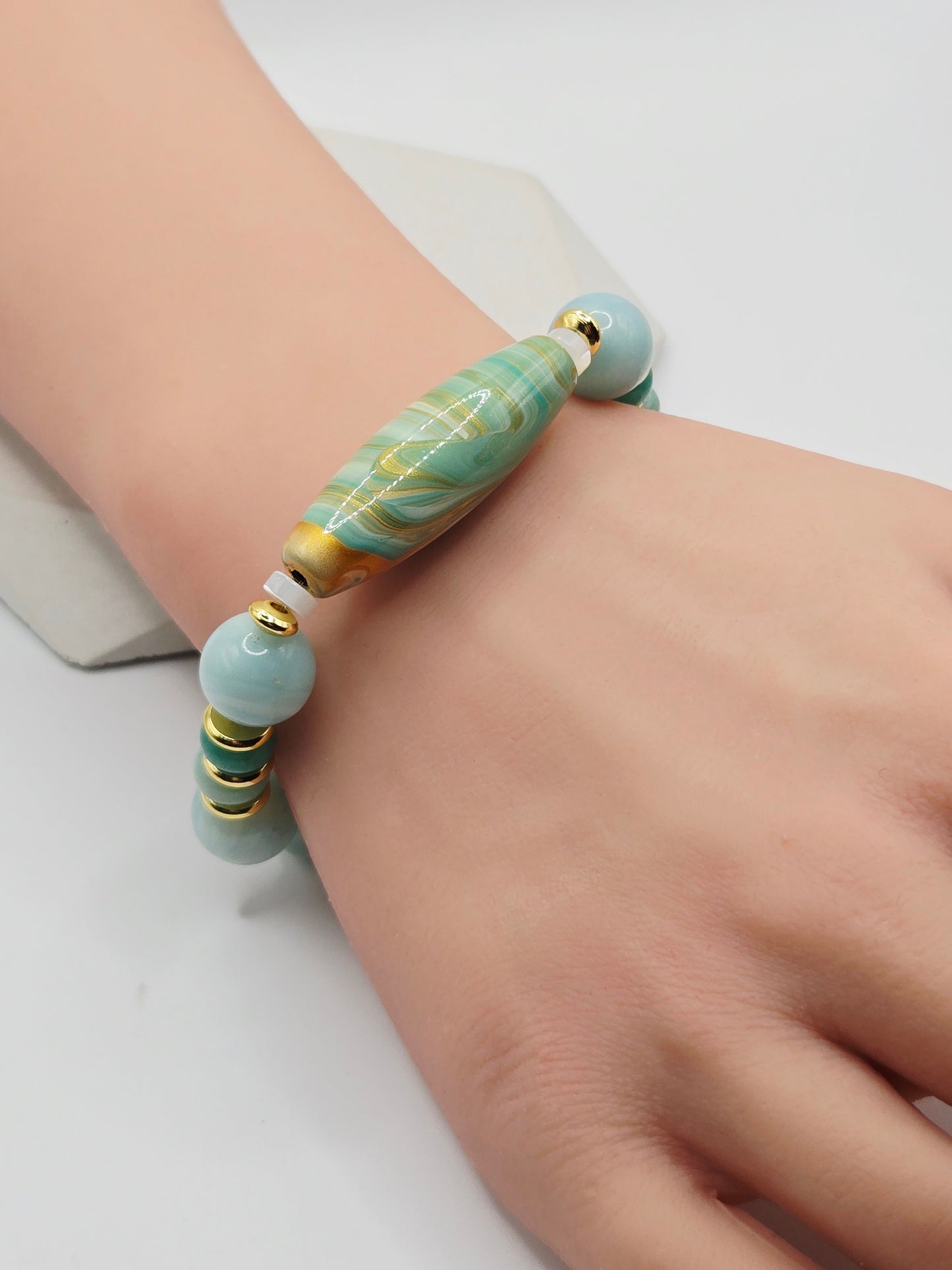 Caribbean Calcite Bracelet with Amazonite Disc Accents &amp; Daqi Barrel