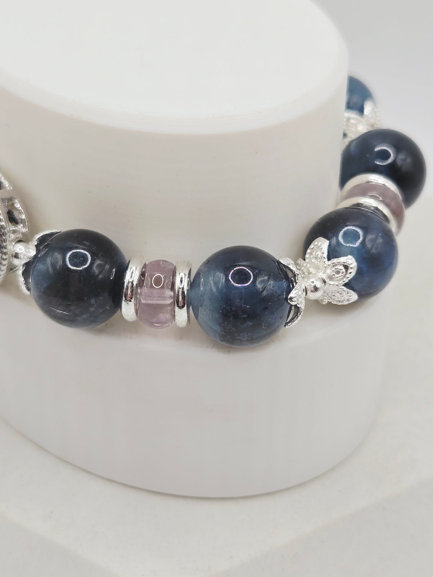 Rare Dark Blue Devil Aquamarine Bracelet with Abalone Shell