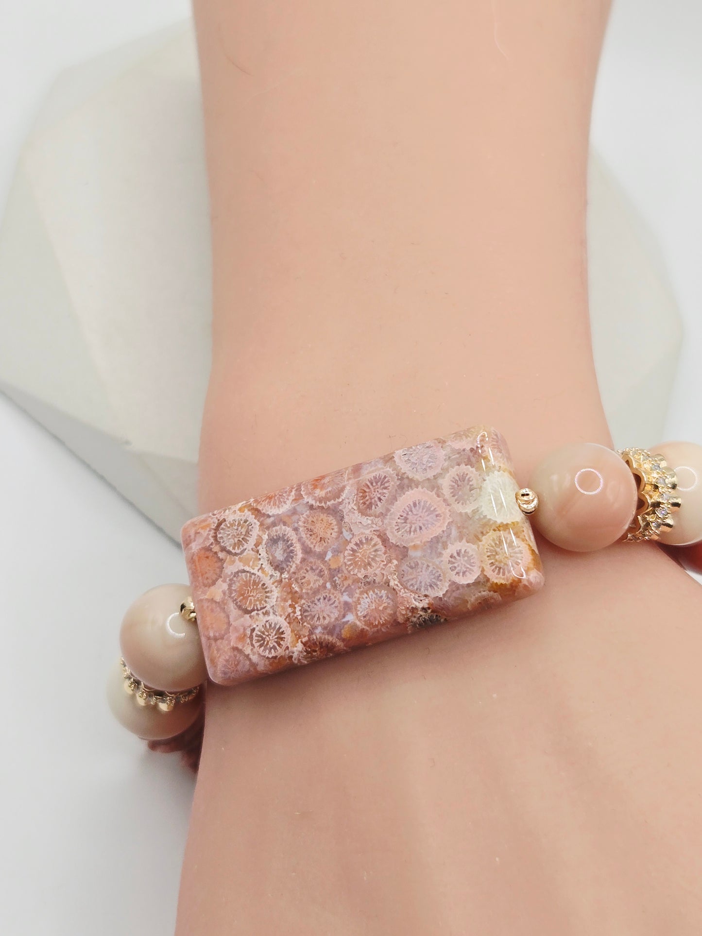 Rosy Cream Alashan Bracelet with Coral Jade