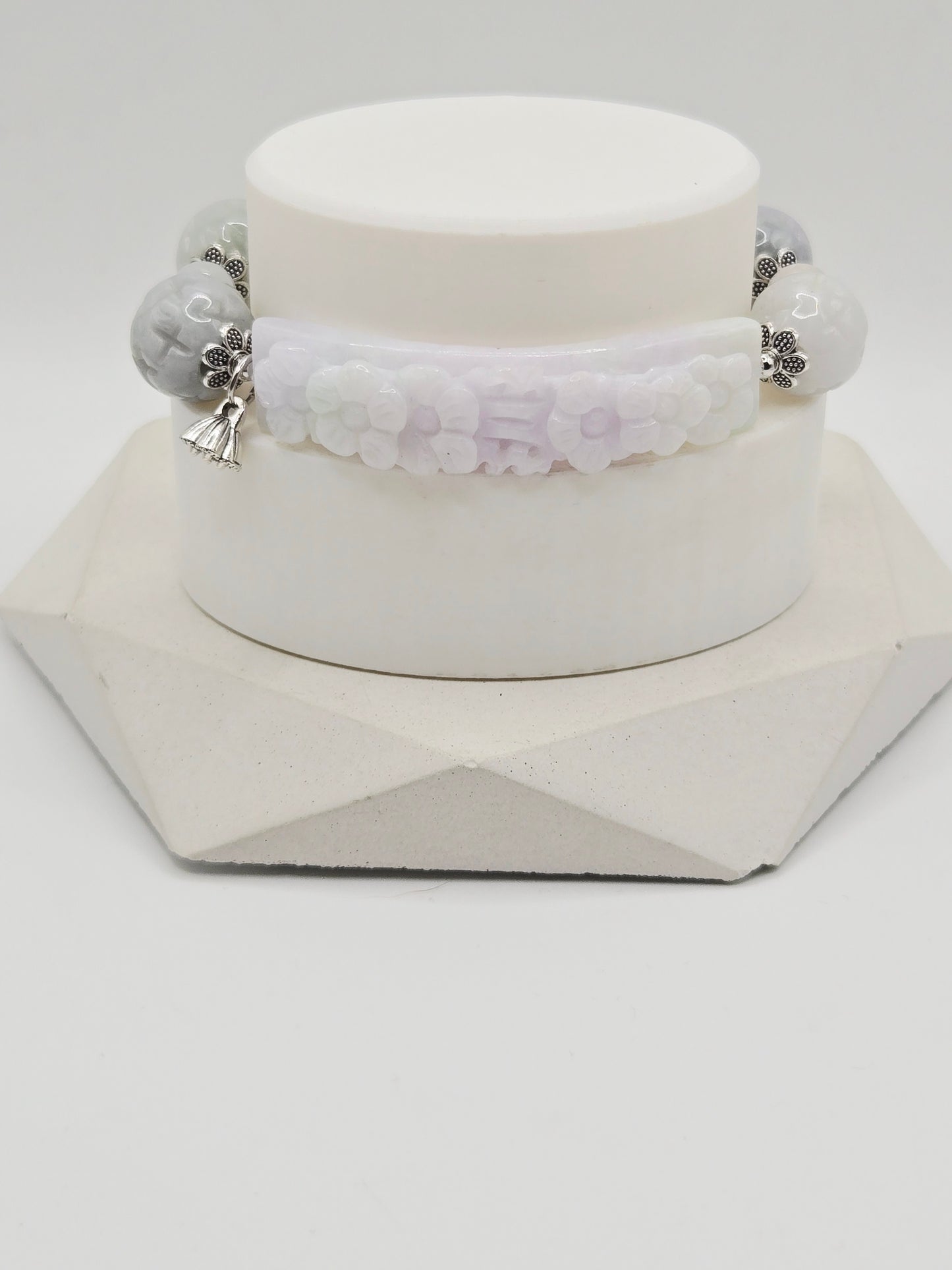 Carved Jadeite Flower Bracelet